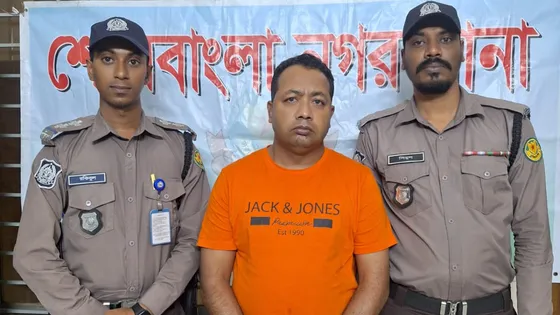 প্রধানমন্ত্রীর পিএস পরিচয় দেওয়া প্রতারক আটক