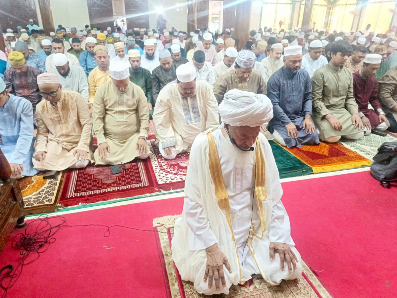 খুলনায় যথাযোগ্য মর্যাদায় পবিত্র ঈদ-উল-ফিতর উদযাপিত